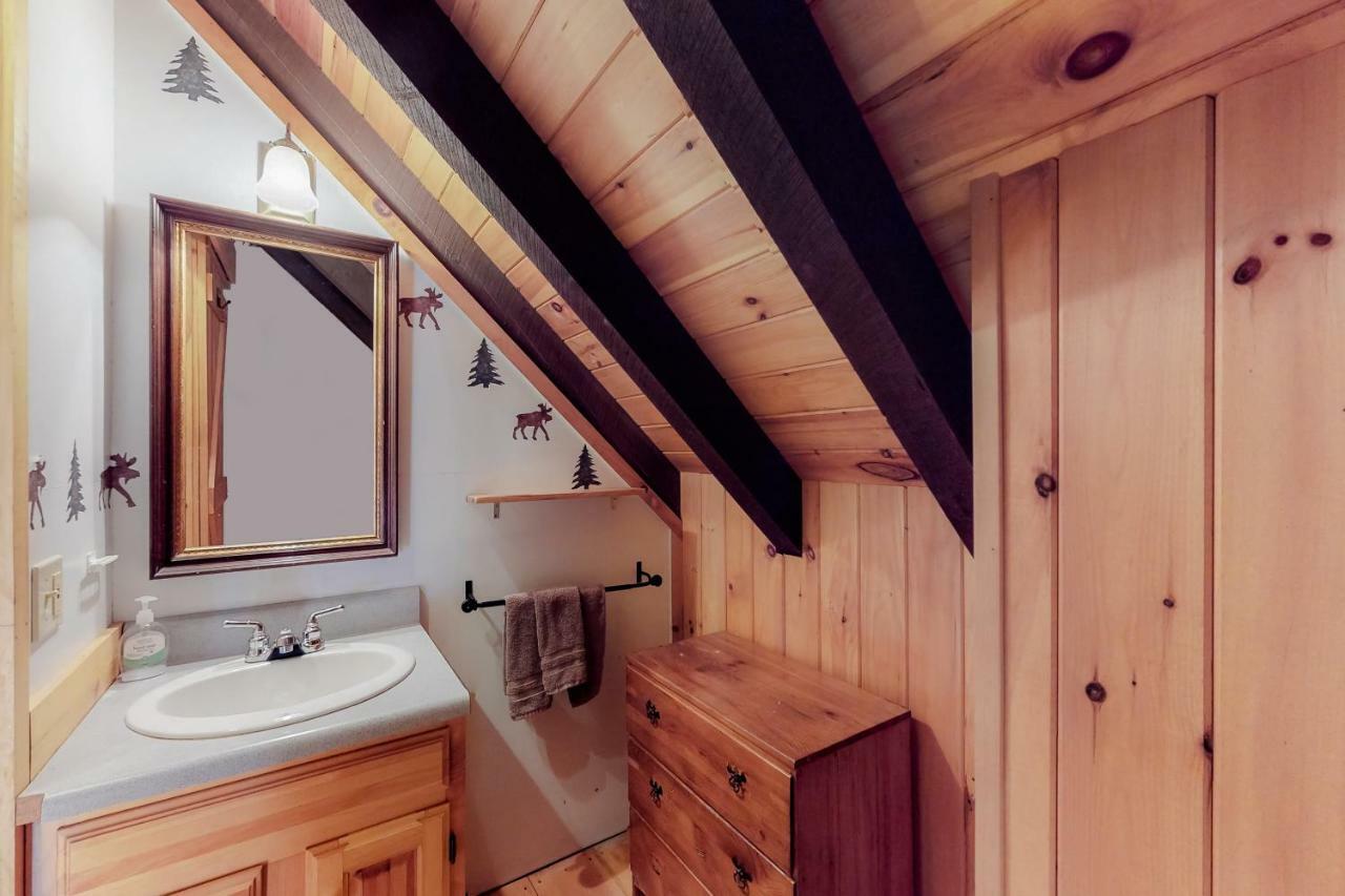 Loon Landing Lodge Greenville Esterno foto
